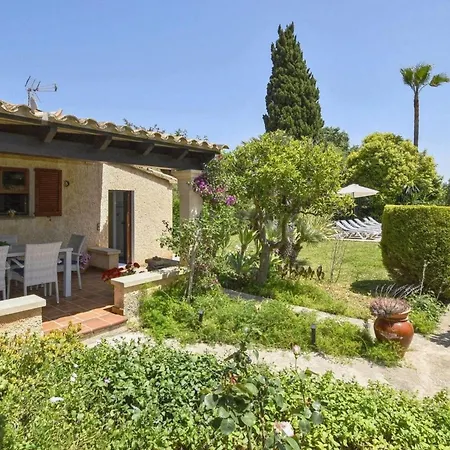 Haus Mit Schwimmbad Fuer 6 Personen 5 Min Vom Mee By Interhome
