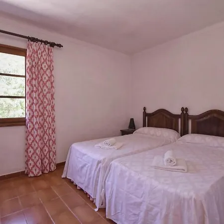 Haus Mit Schwimmbad Fuer 6 Personen 5 Min Vom Mee By Interhome Casa vacanze Pollença